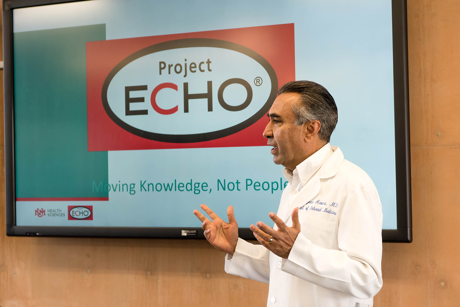 Dr. Sanjeev Arora presenting Project ECHO